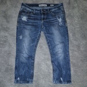 Trendy Distressed Ankle Jeans in Blue